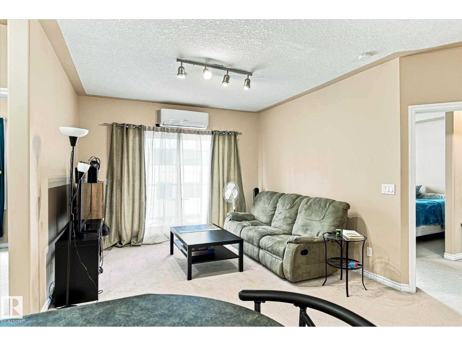 #403 10046 110 St Nw Property Photo 15