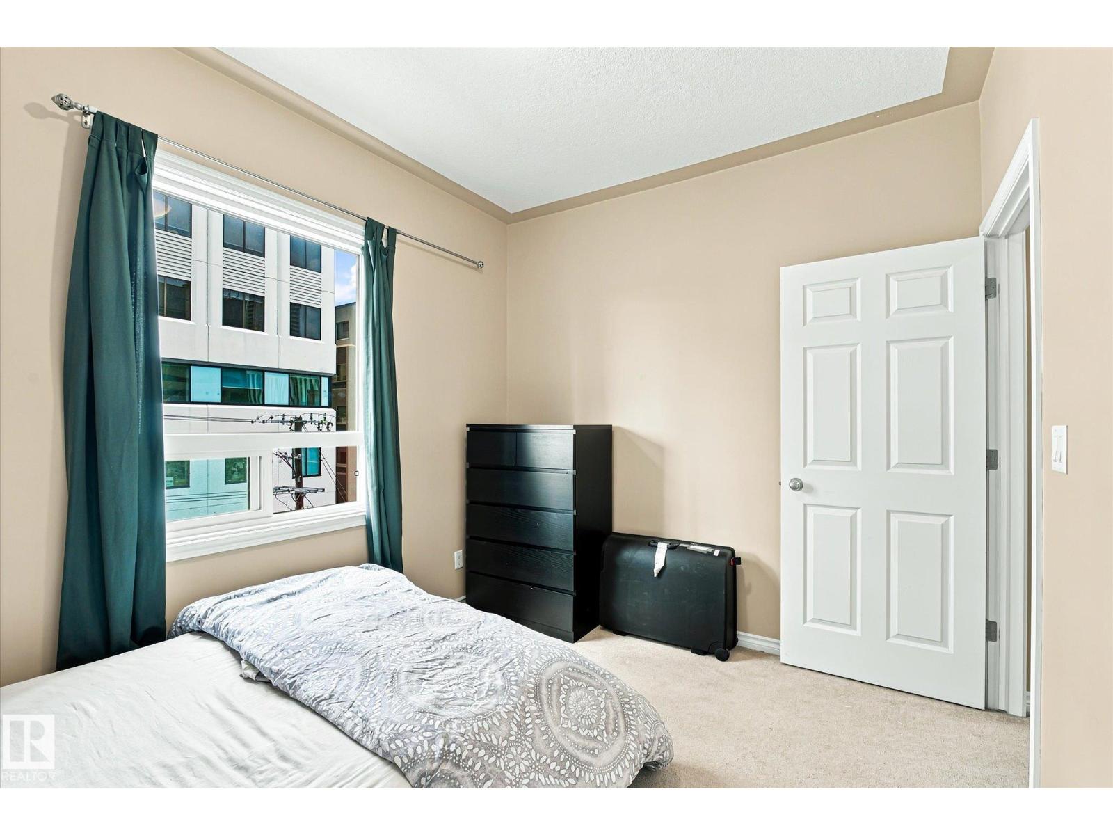 #403 10046 110 St Nw Property Photo 23