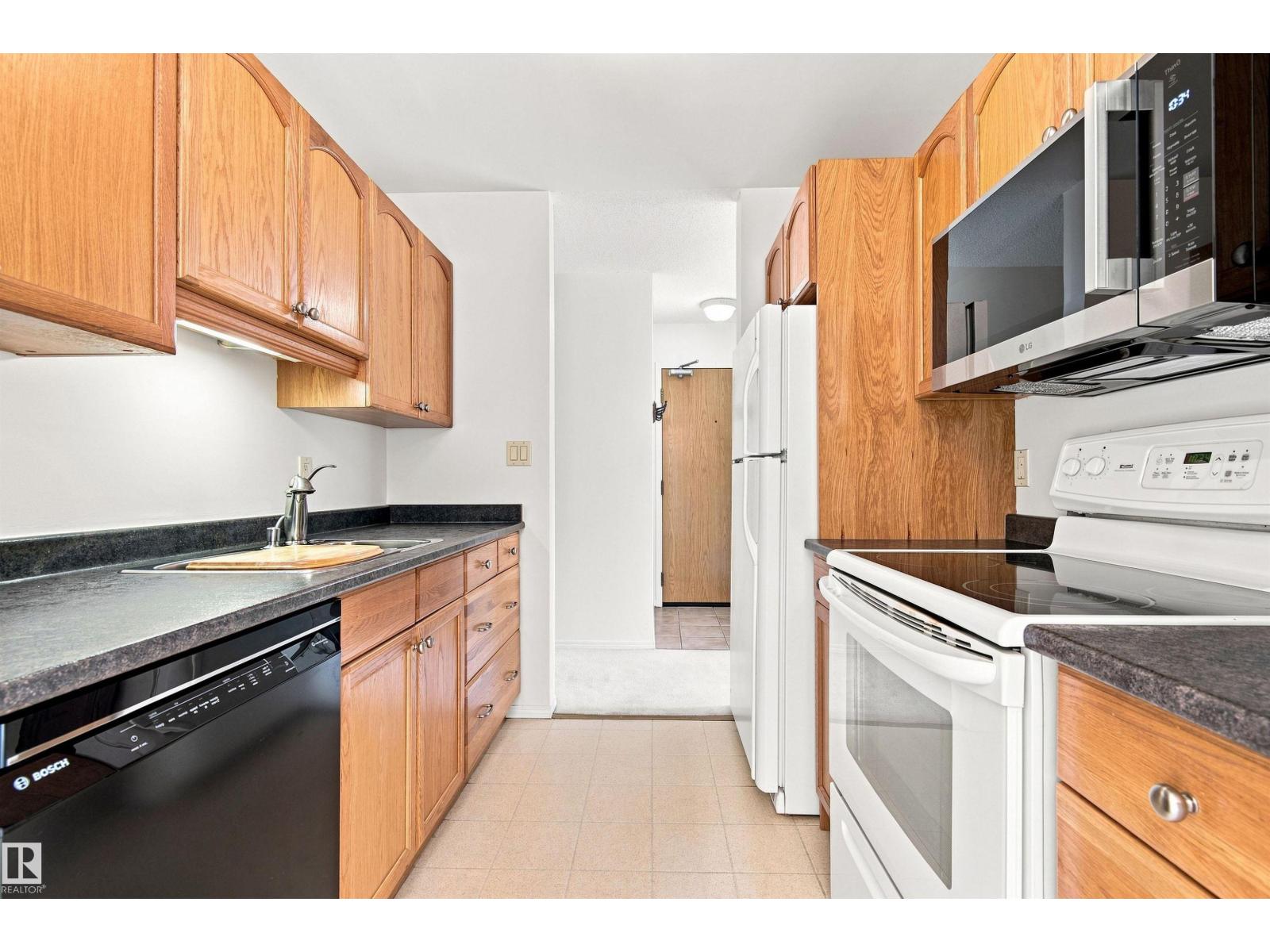 #115 10511 19 Av Nw Property Photo 5