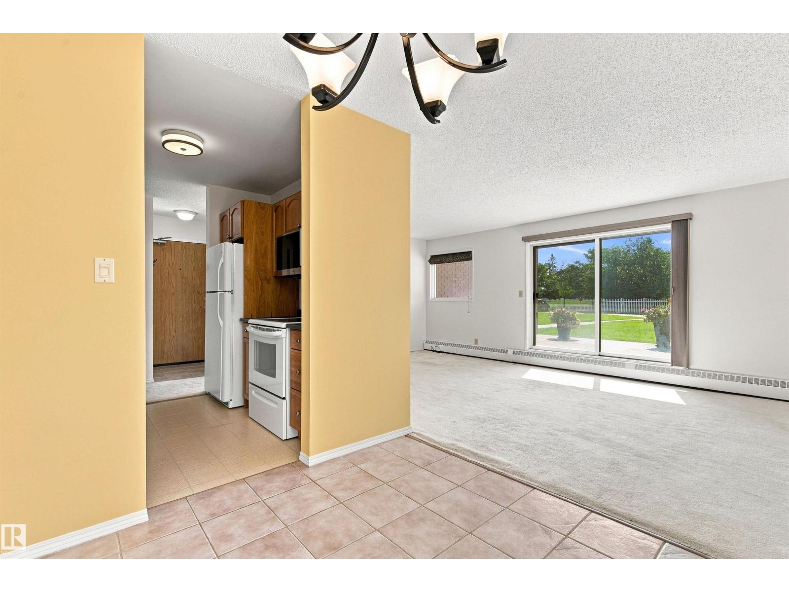 #115 10511 19 Av Nw Property Photo 7