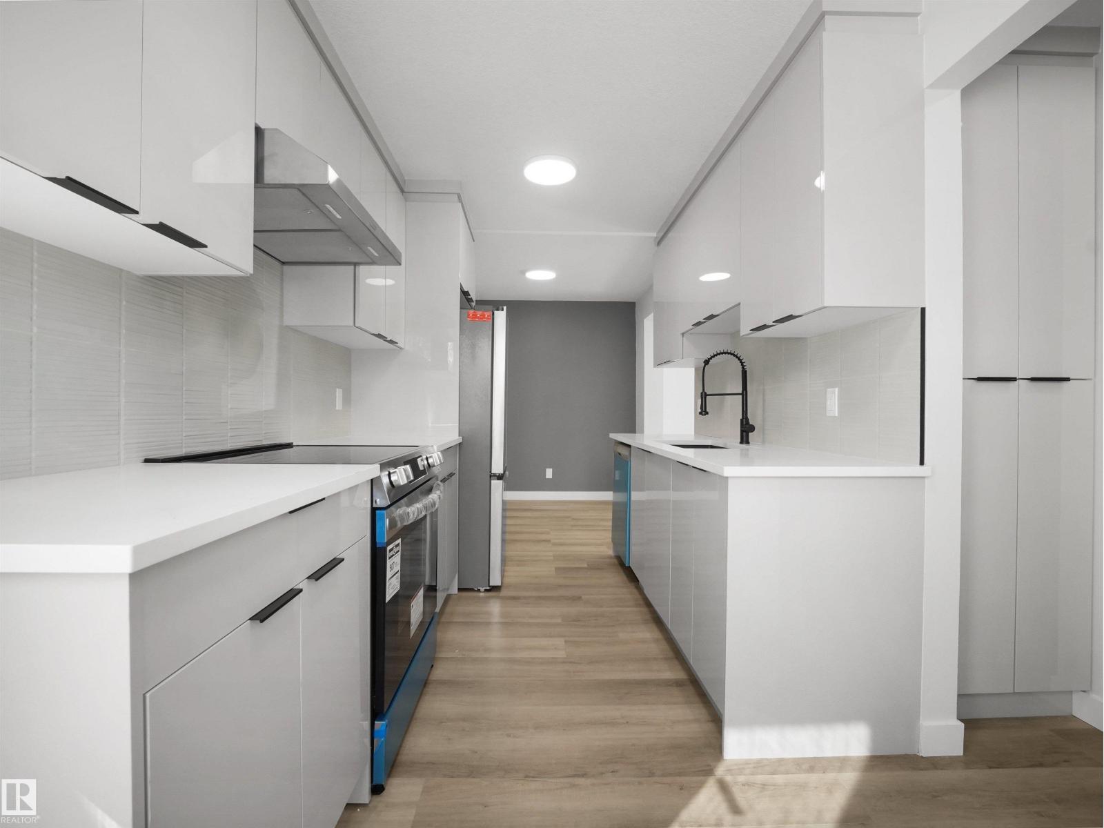 12c Twin Tc Nw Property Photo 7