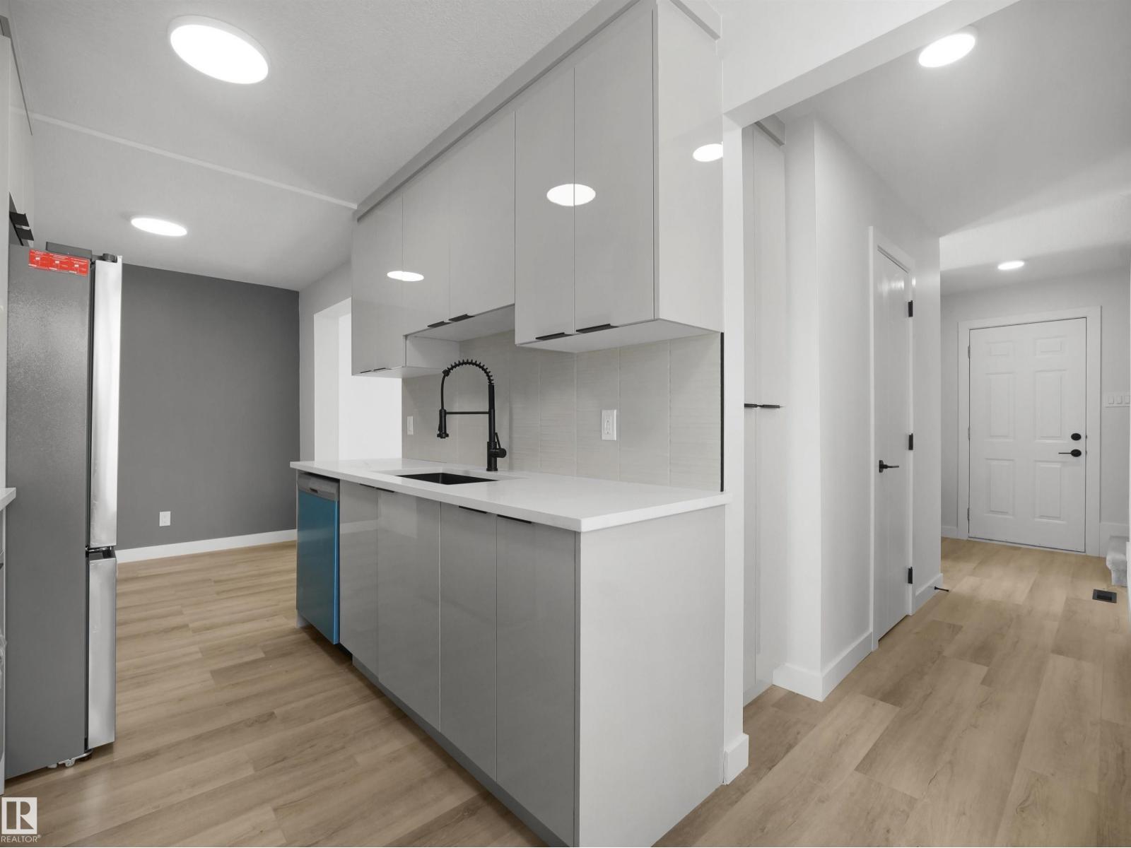12c Twin Tc Nw Property Photo 8