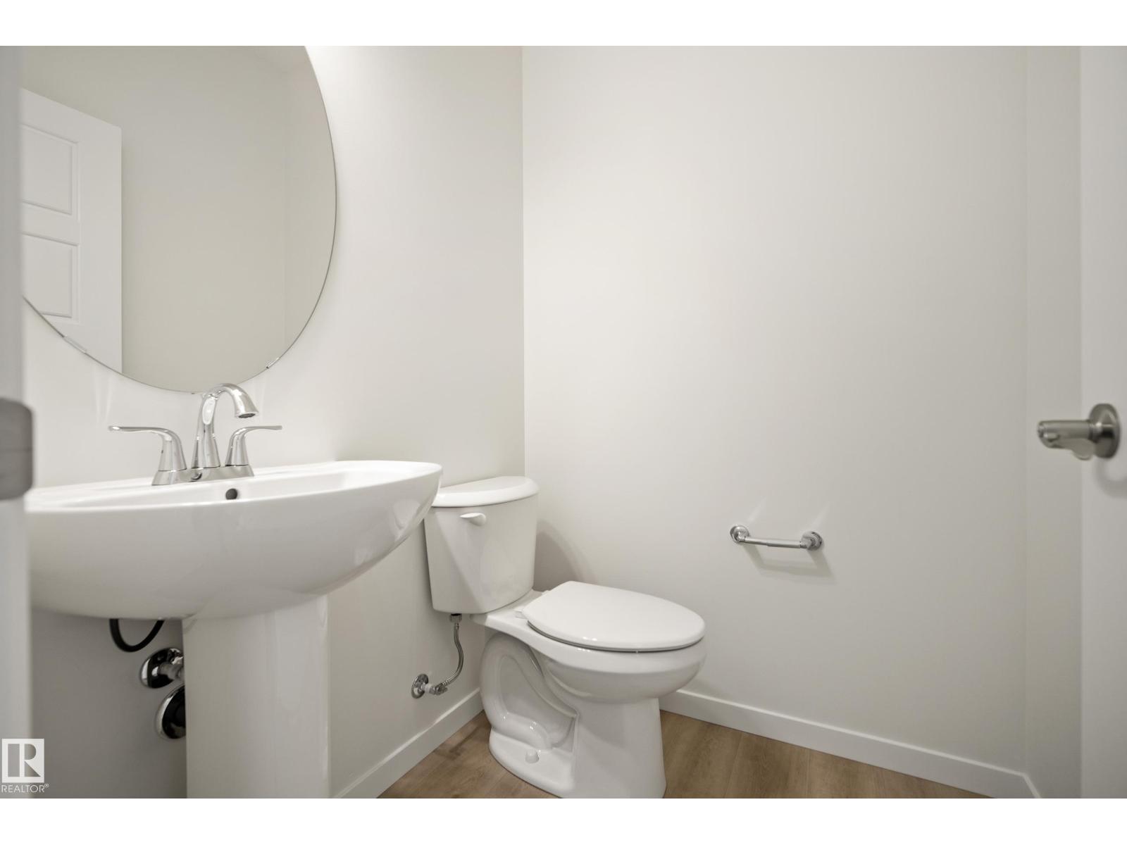 20739 24 Av Nw Property Photo 5