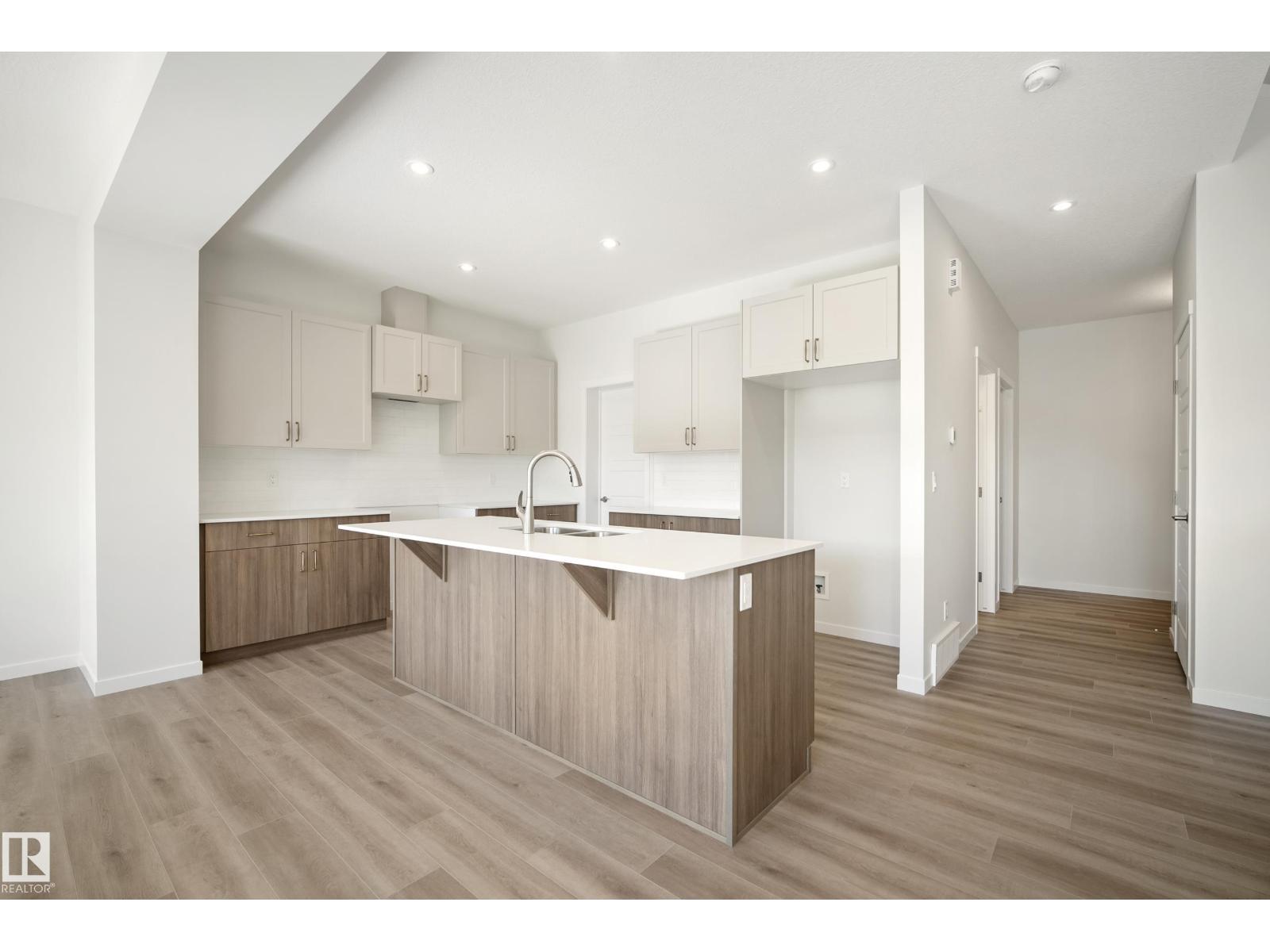 20739 24 Av Nw Property Photo 9