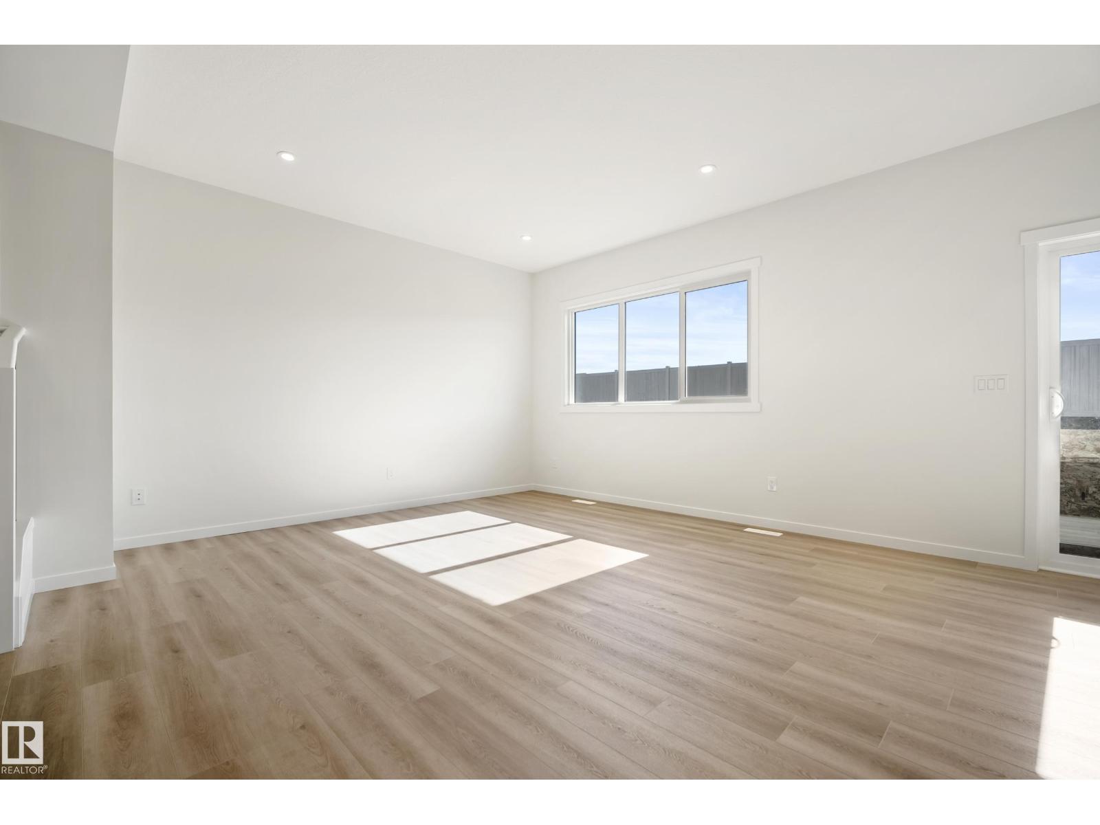 20739 24 Av Nw Property Photo 13