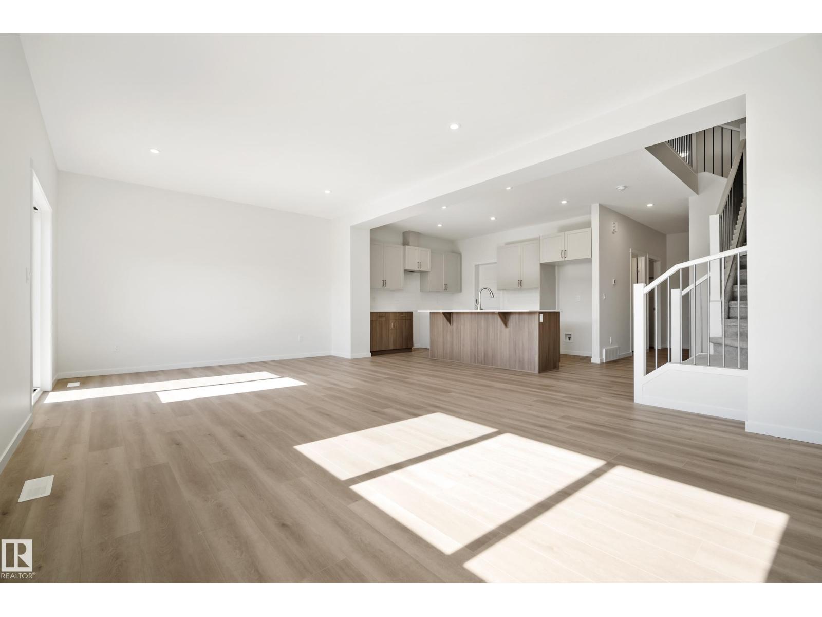 20739 24 Av Nw Property Photo 16