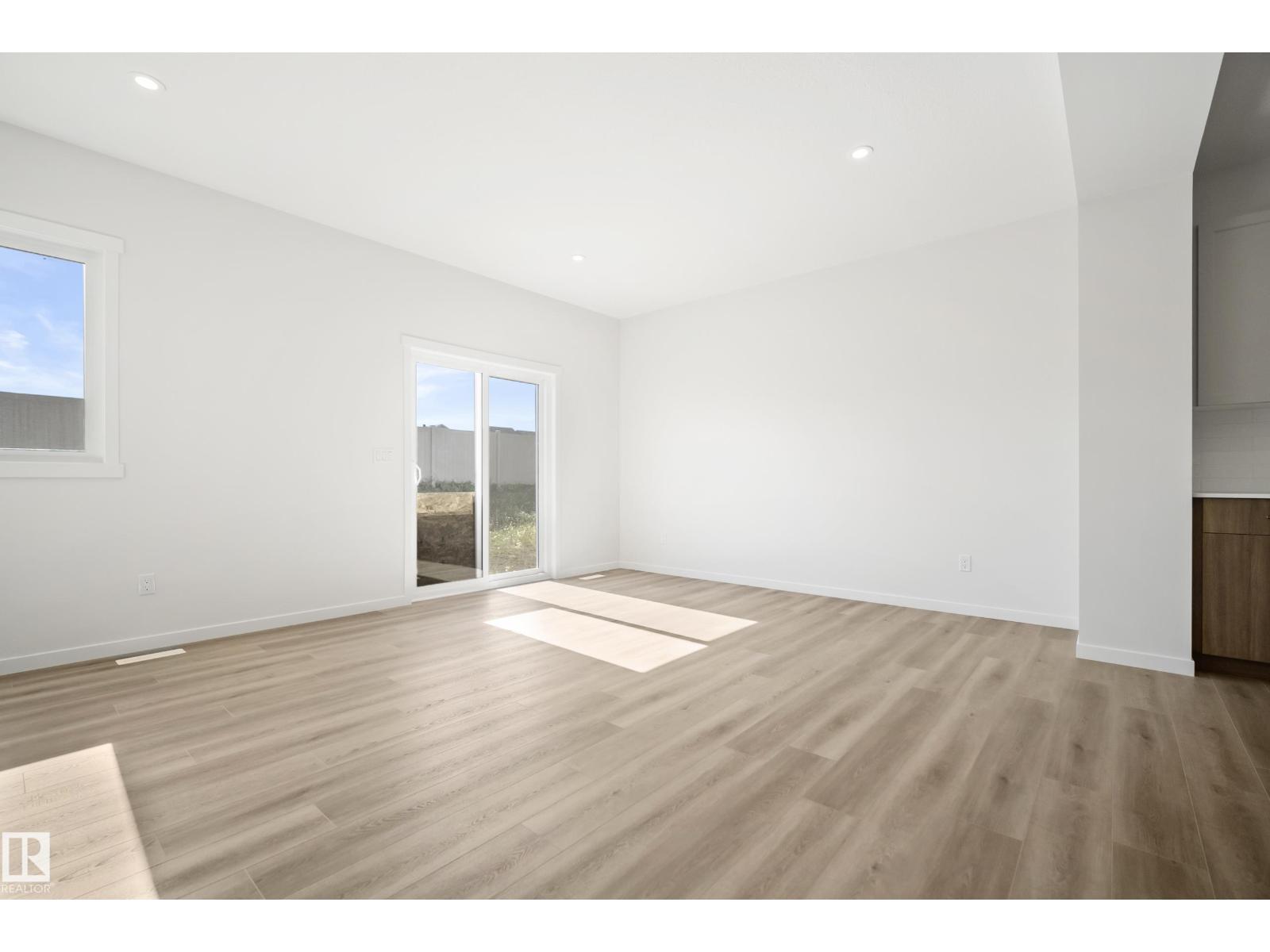 20739 24 Av Nw Property Photo 17