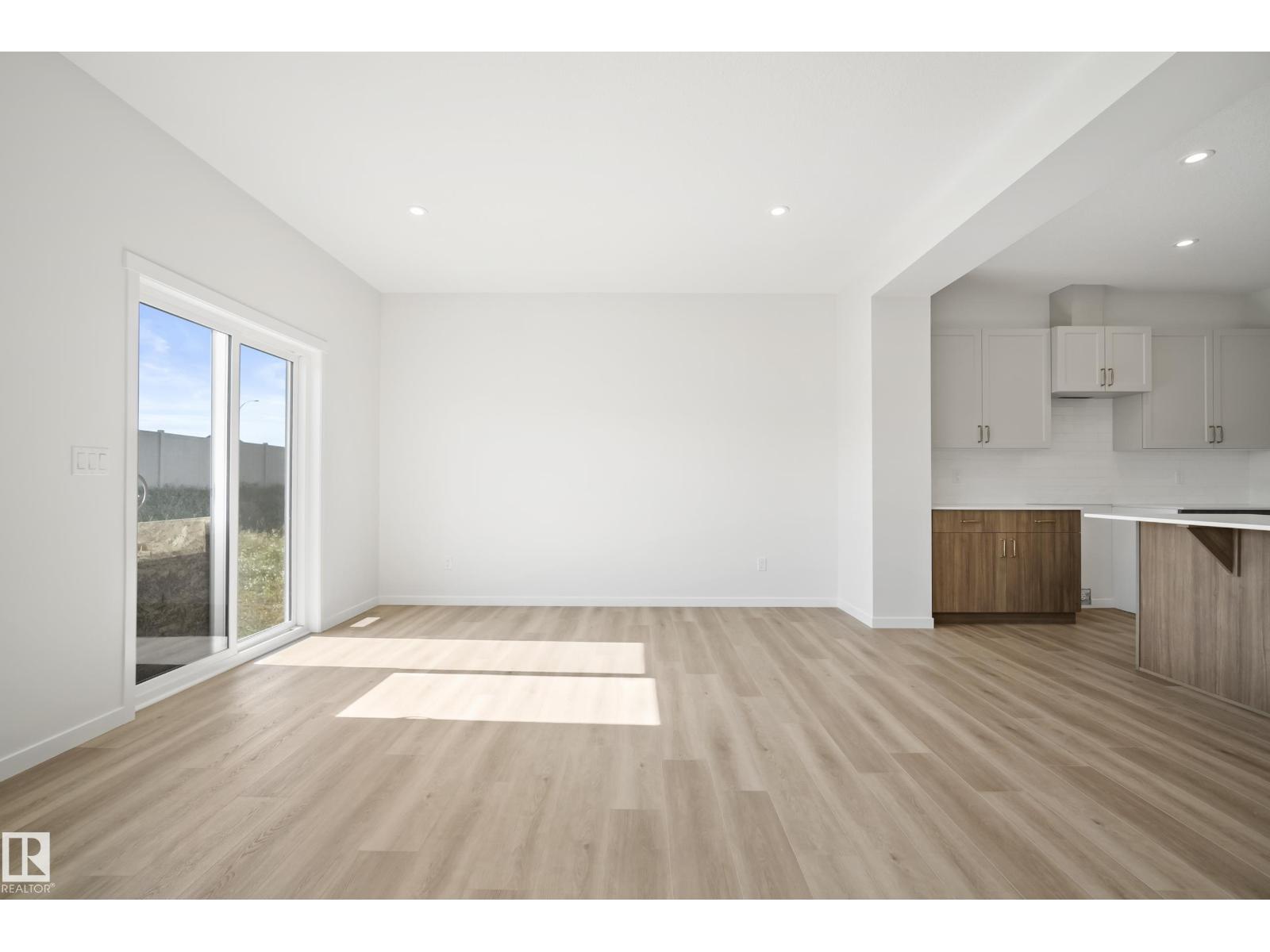 20739 24 Av Nw Property Photo 18