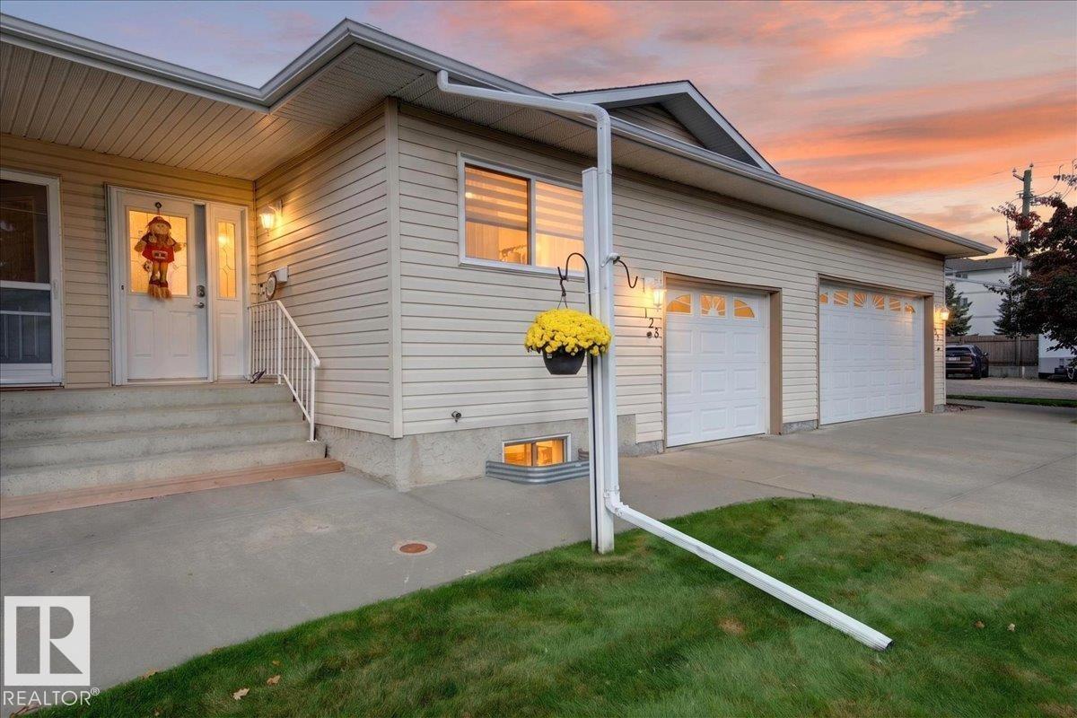 #125 4610 50 Ave Property Photo 1