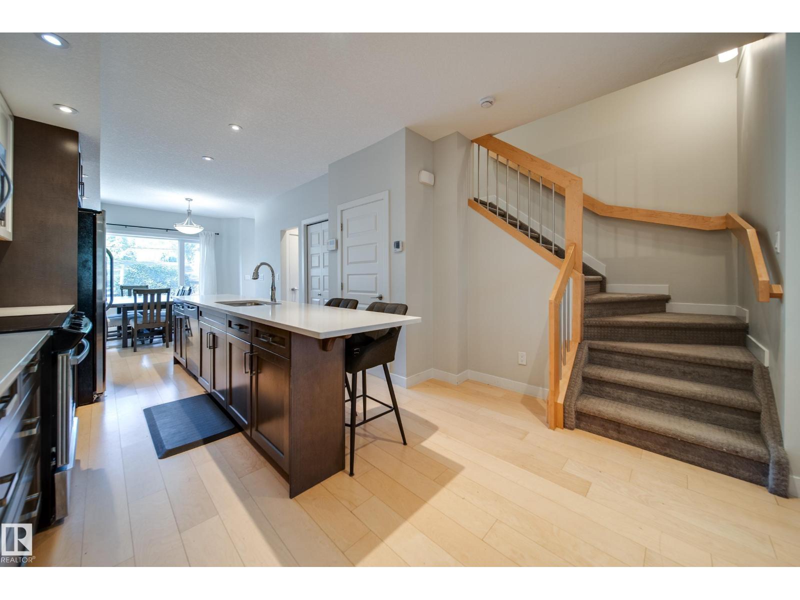 10328 83 St Nw Property Photo 14