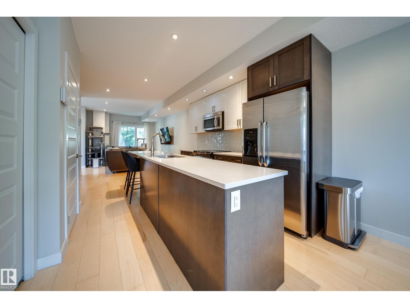 10328 83 St Nw Property Photo 15