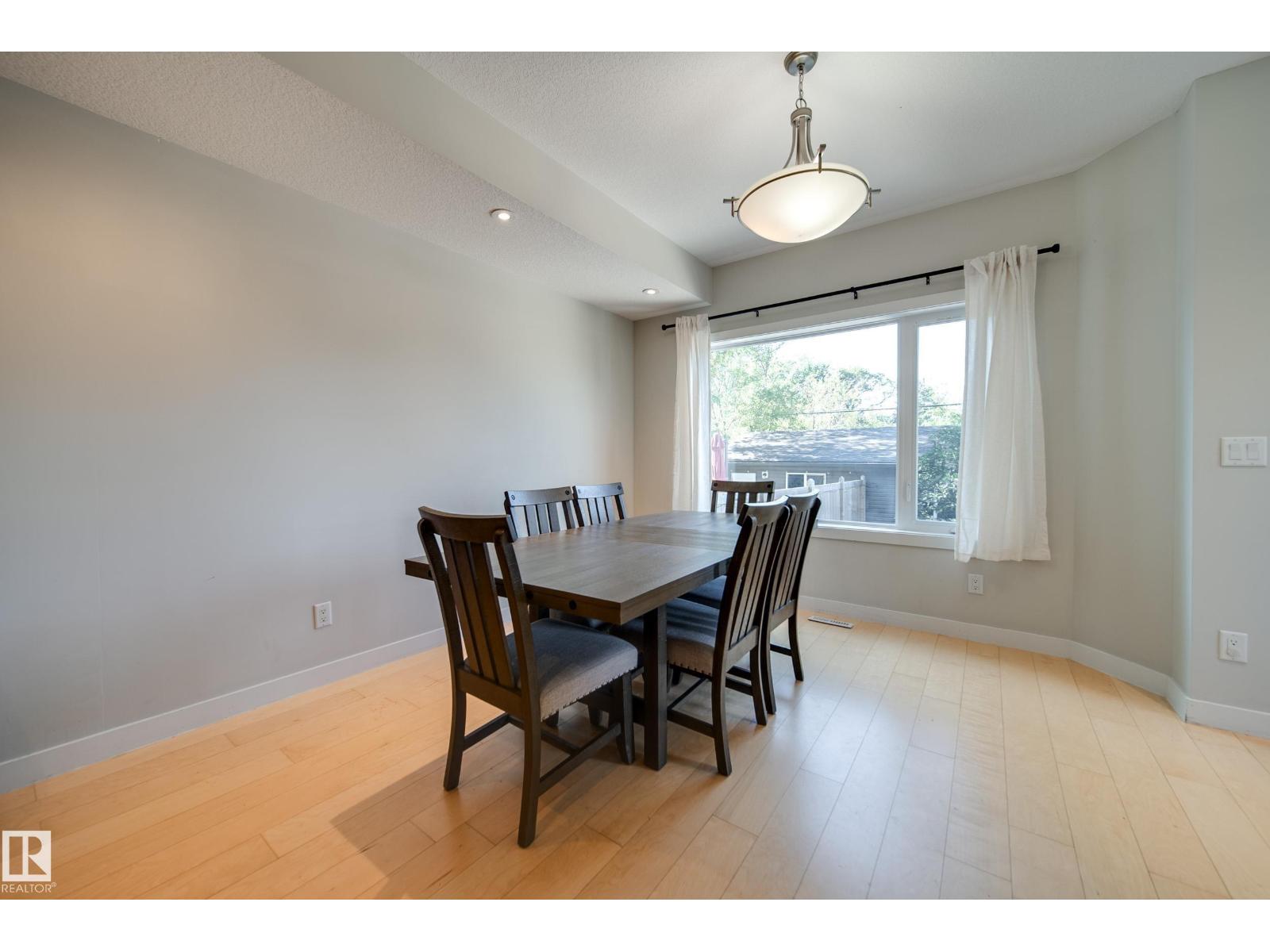 10328 83 St Nw Property Photo 16