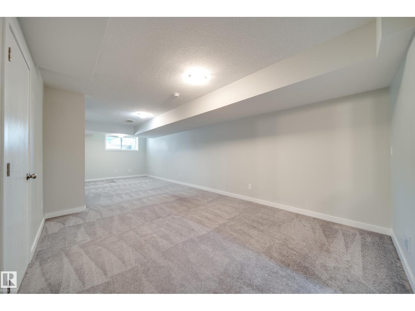 10328 83 St Nw Property Photo 34