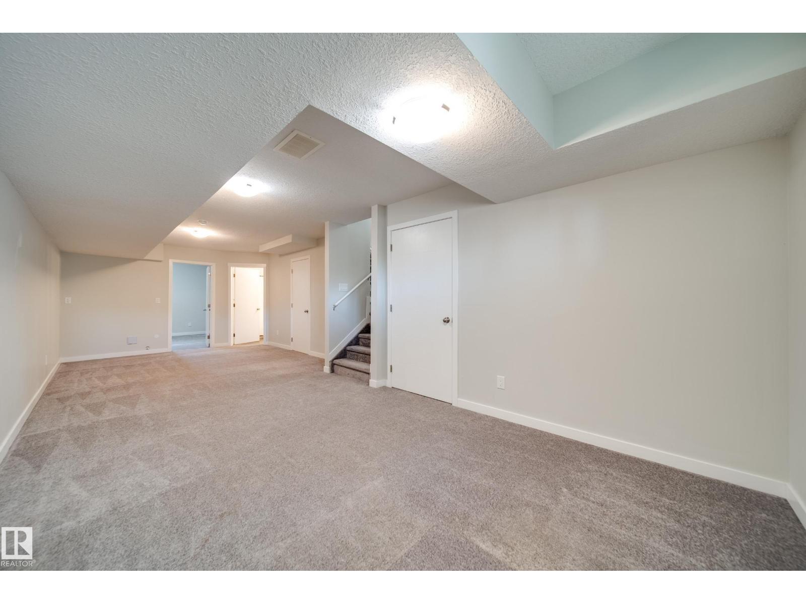 10328 83 St Nw Property Photo 36