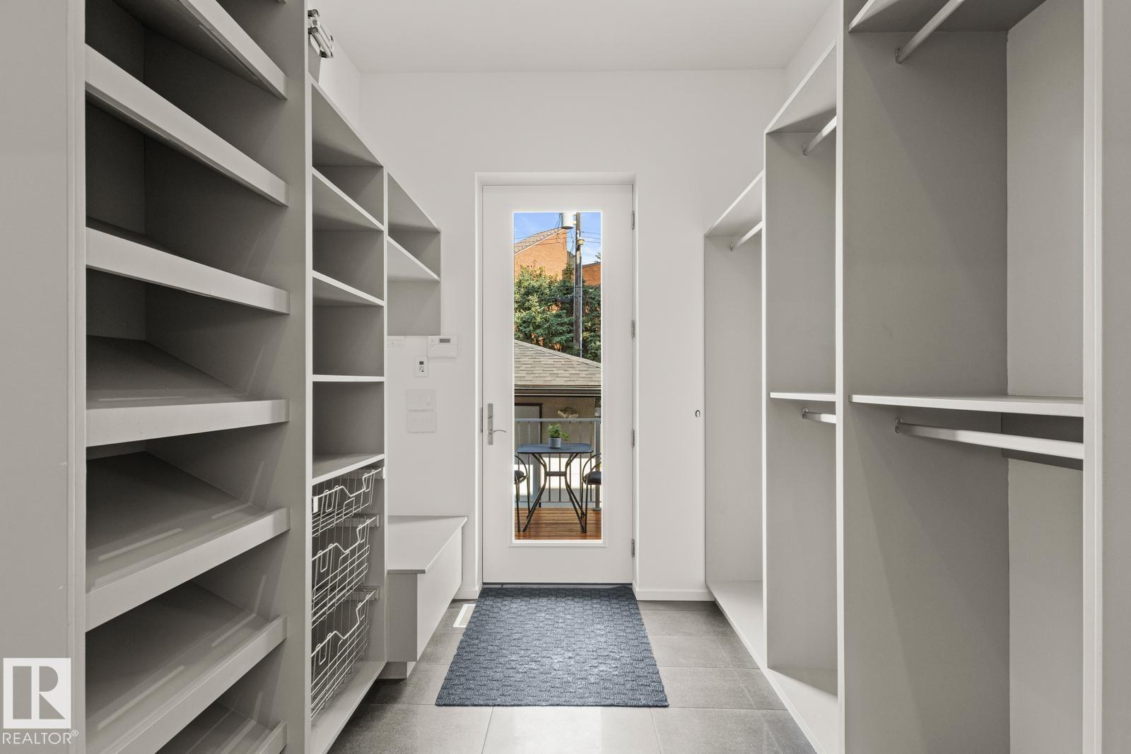 7548 110 Av Nw Property Photo 37