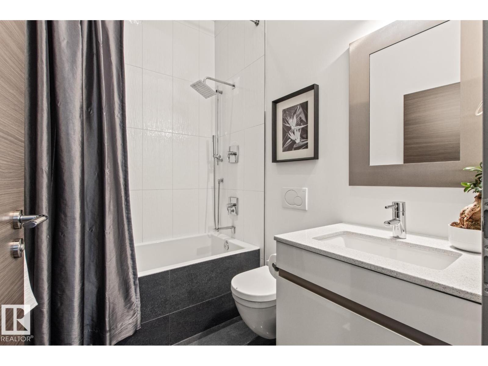 7548 110 Av Nw Property Photo 44