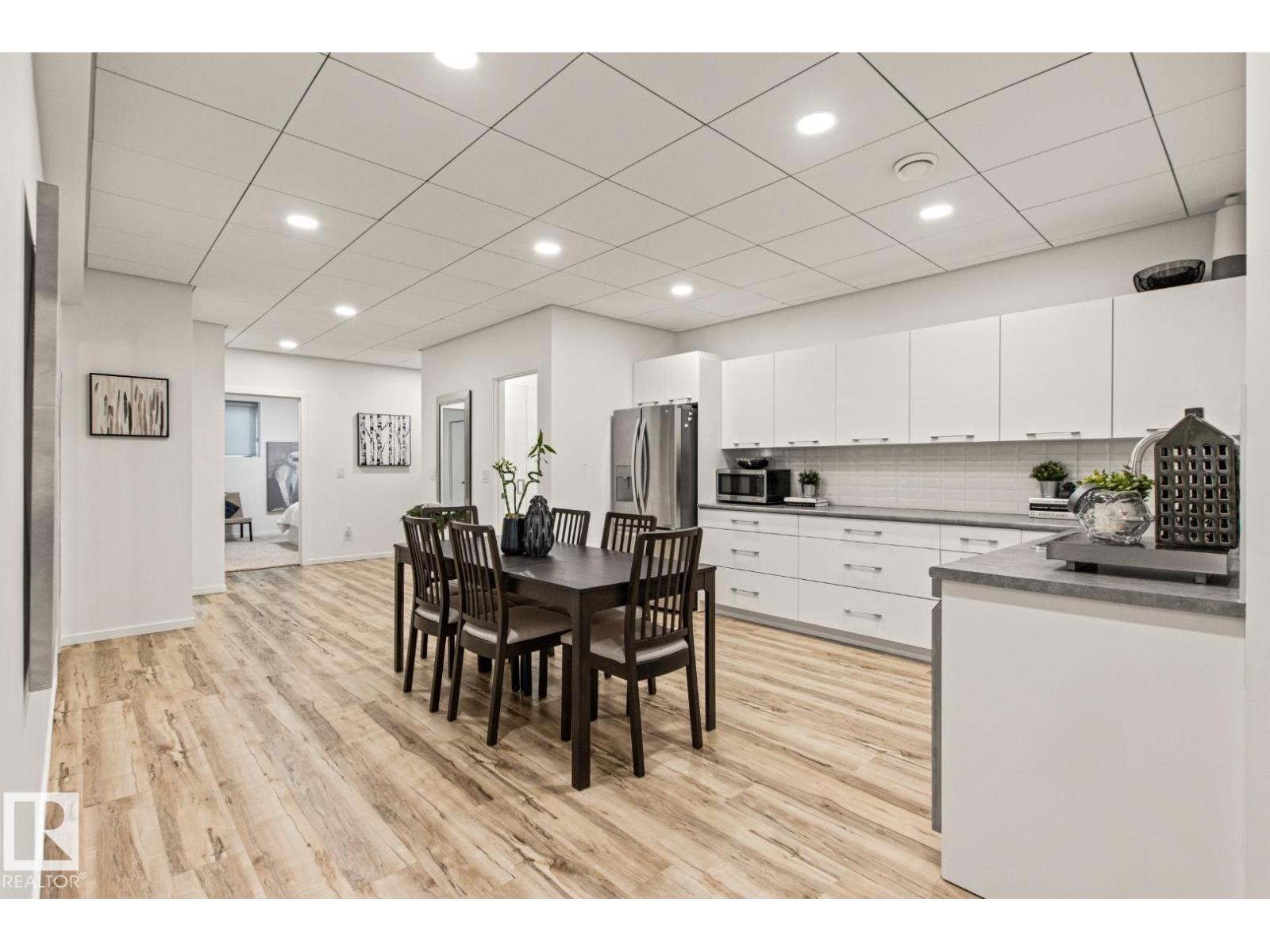7548 110 Av Nw Property Photo 46