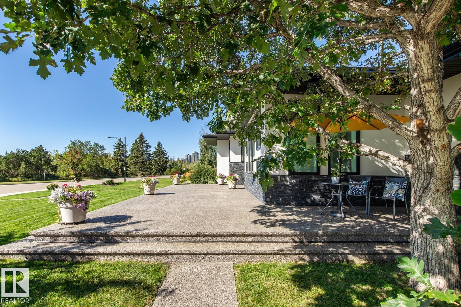 7548 110 Av Nw Property Photo 55
