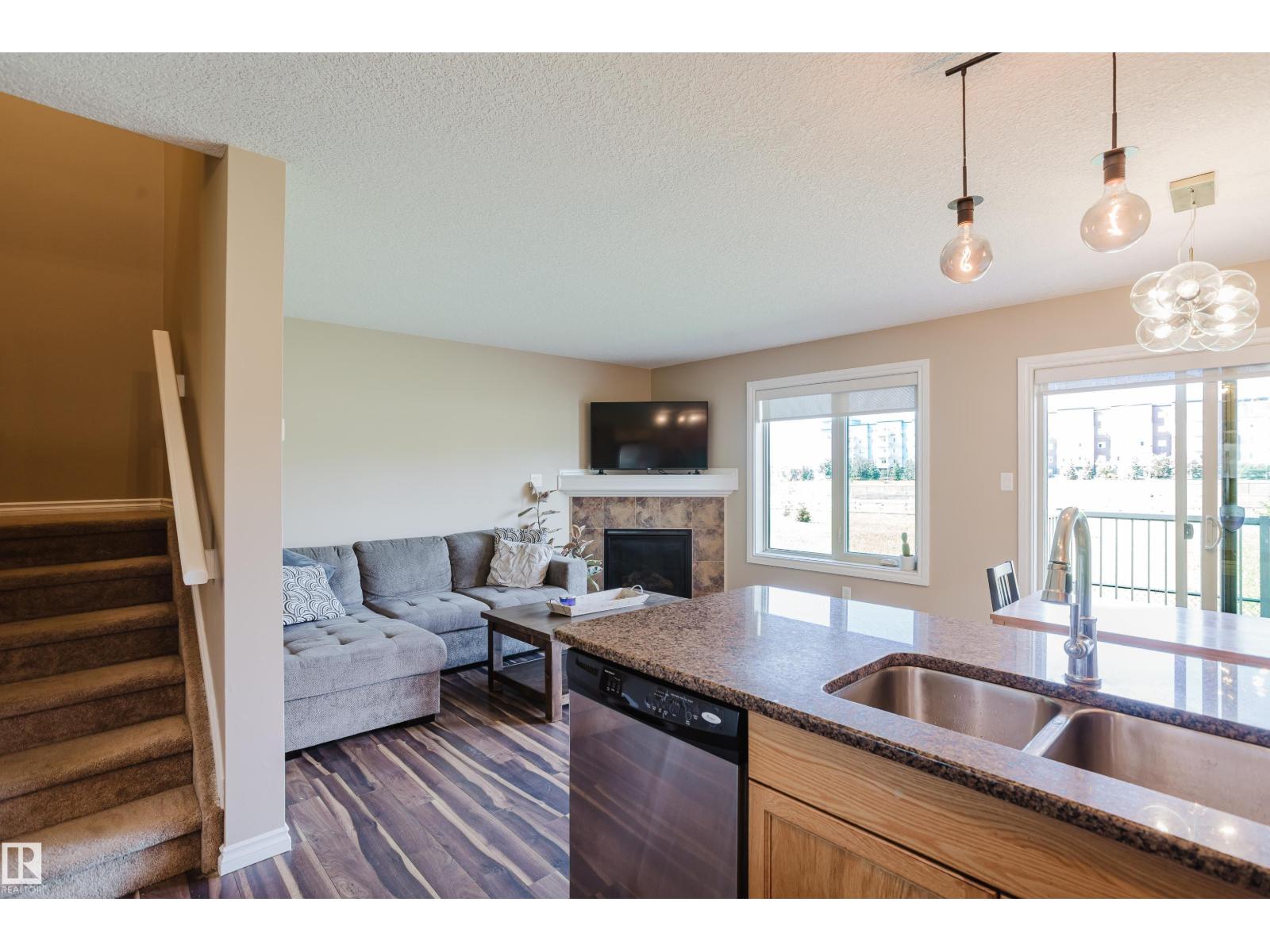 #106 5420 Grant Macewan Bv Property Photo 15