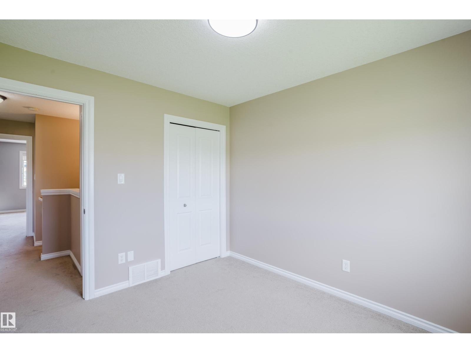 #106 5420 Grant Macewan Bv Property Photo 28