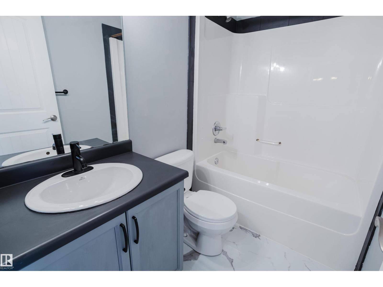 #106 5420 Grant Macewan Bv Property Photo 30