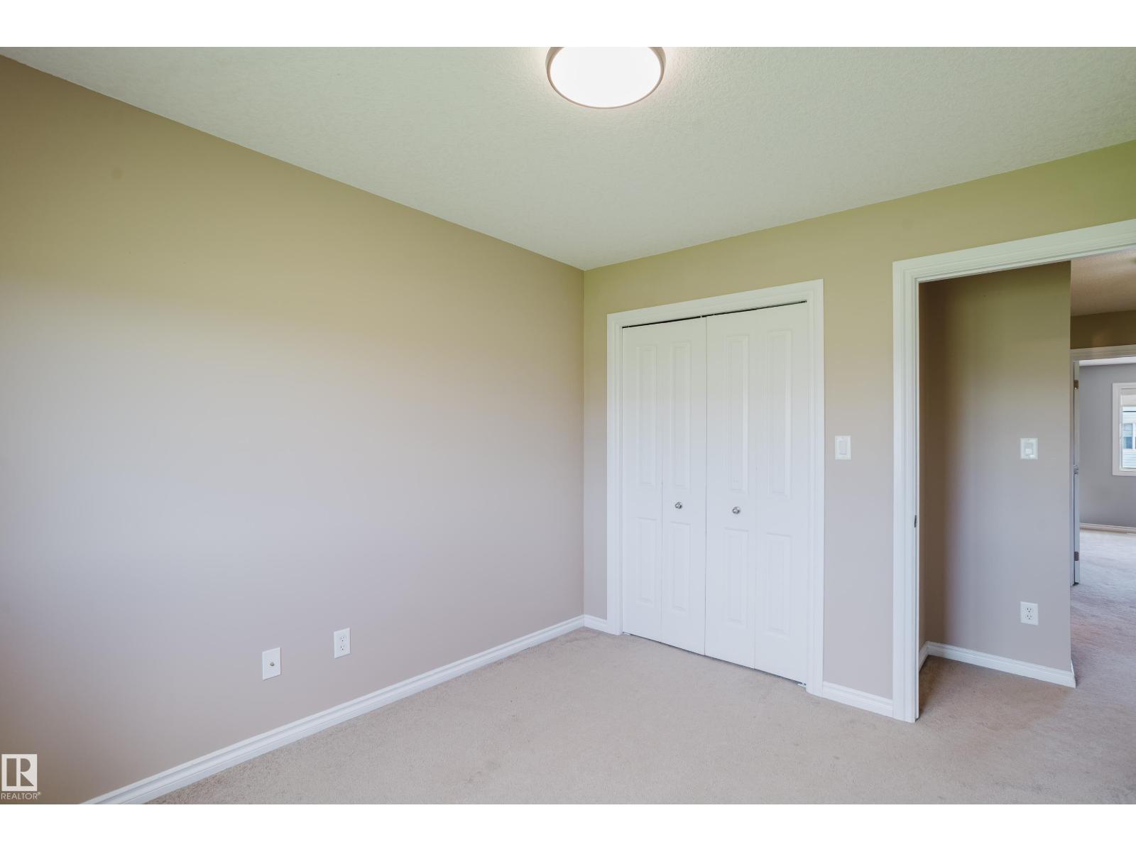 #106 5420 Grant Macewan Bv Property Photo 32