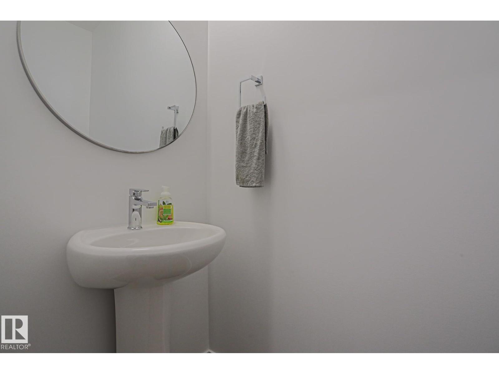 102 Royal St Property Photo 19