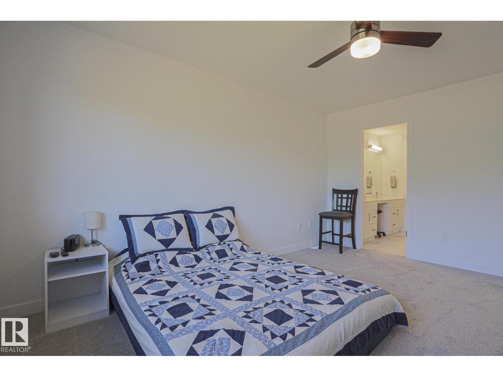 102 Royal St Property Photo 21