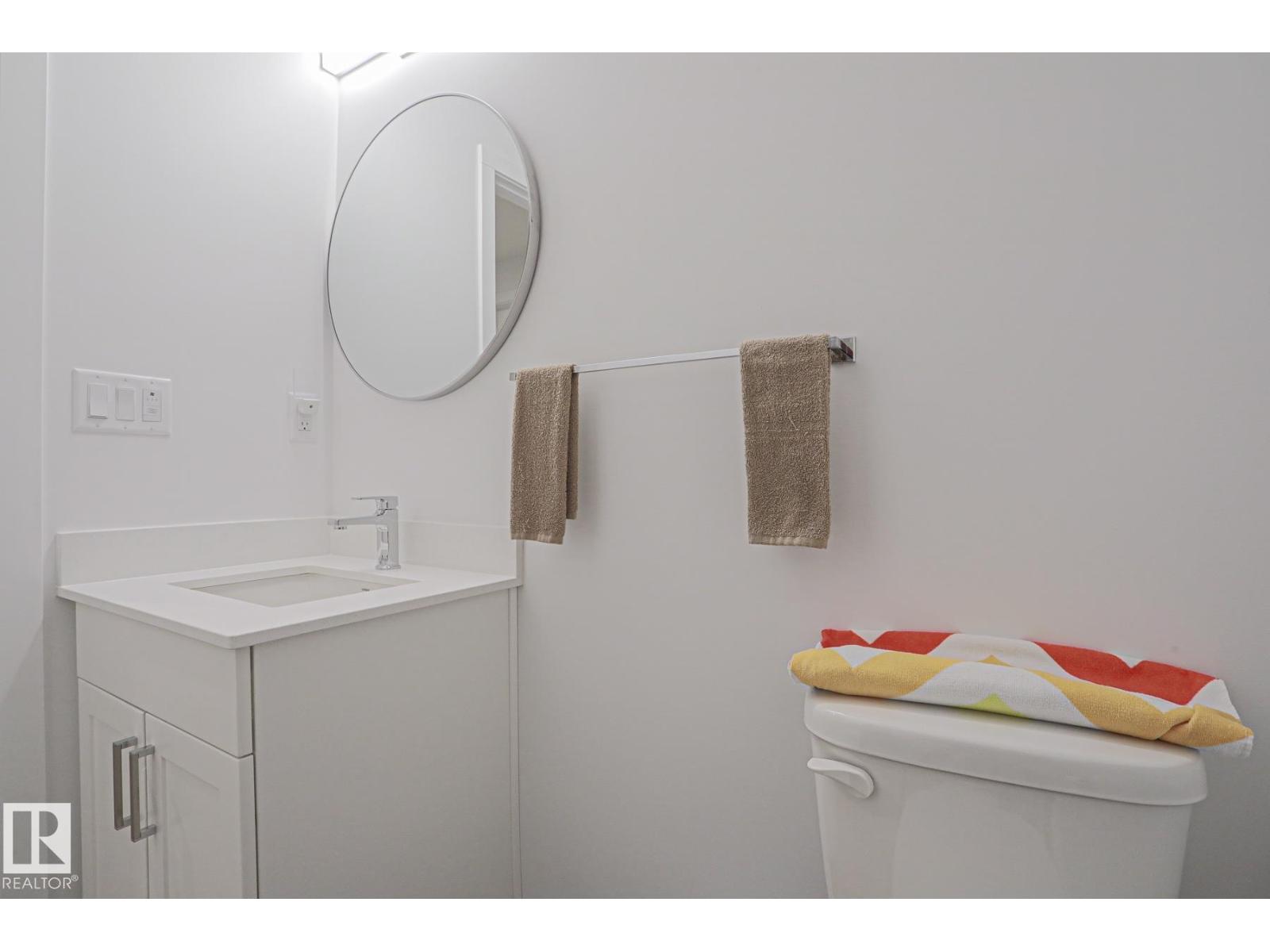 102 Royal St Property Photo 47
