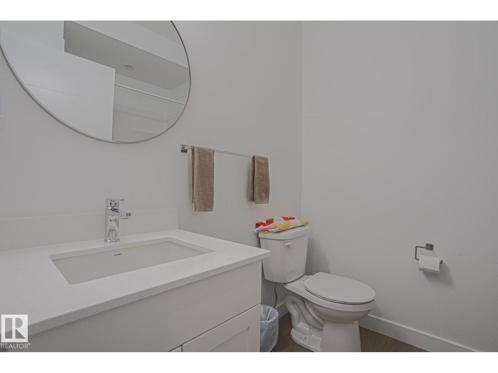102 Royal St Property Photo 48