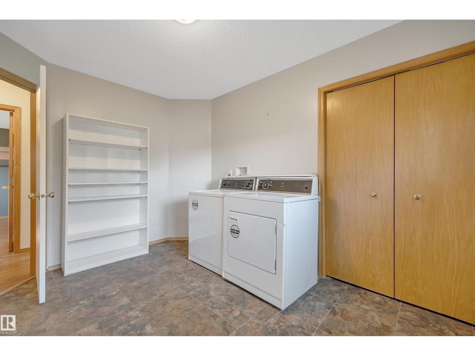 5219 49 St Property Photo 23