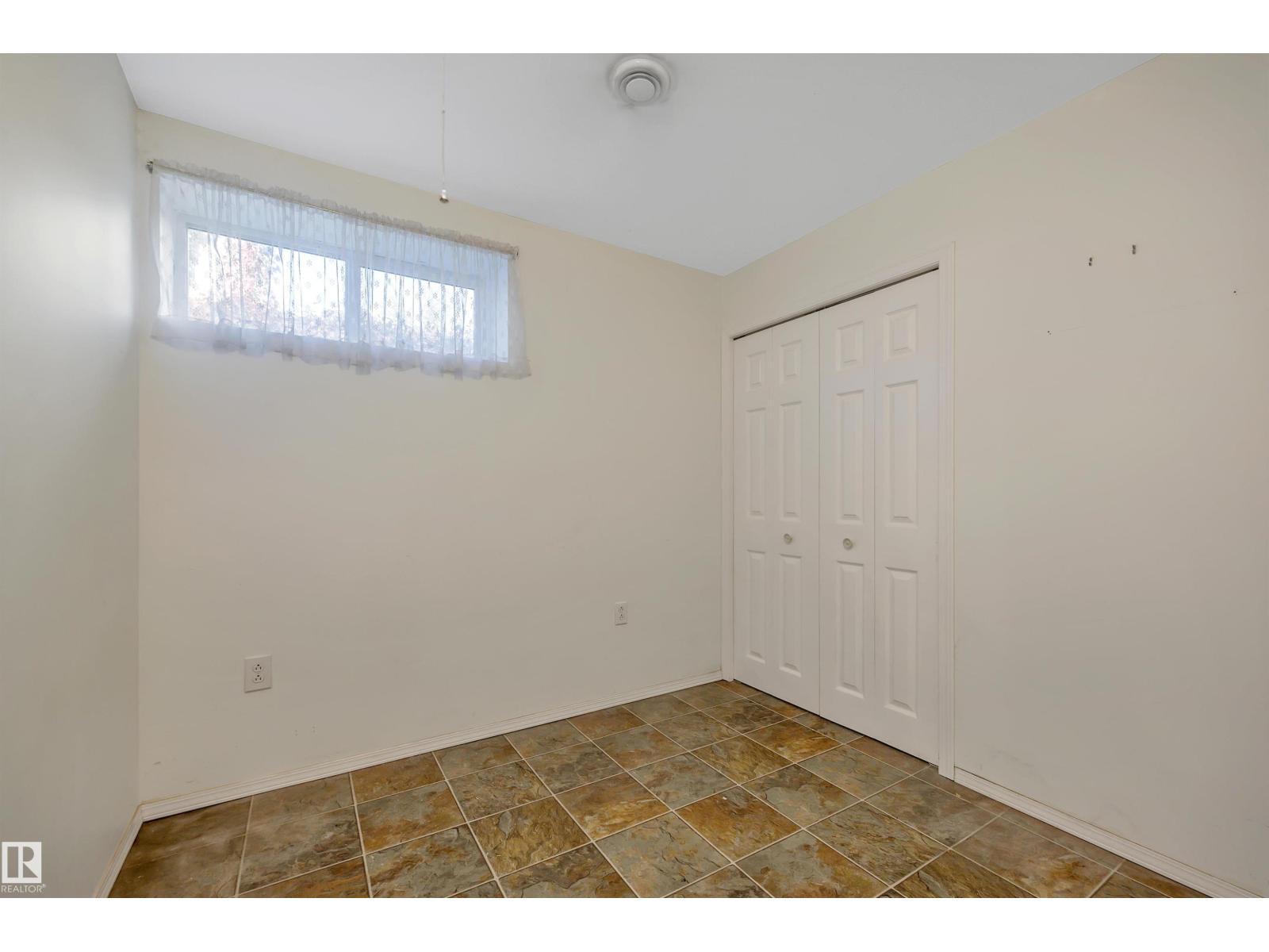 5219 49 St Property Photo 30