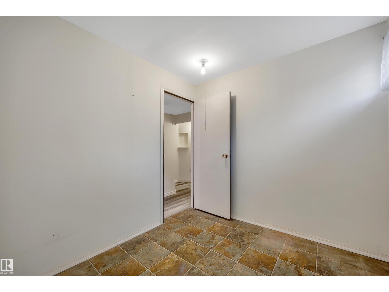 5219 49 St Property Photo 31