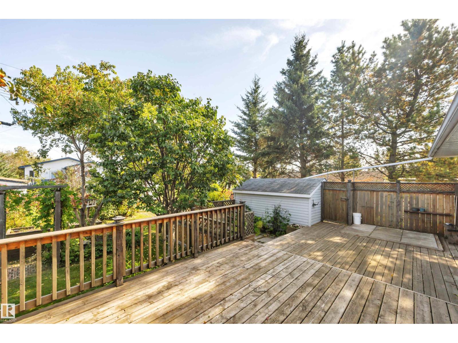 5219 49 St Property Photo 49