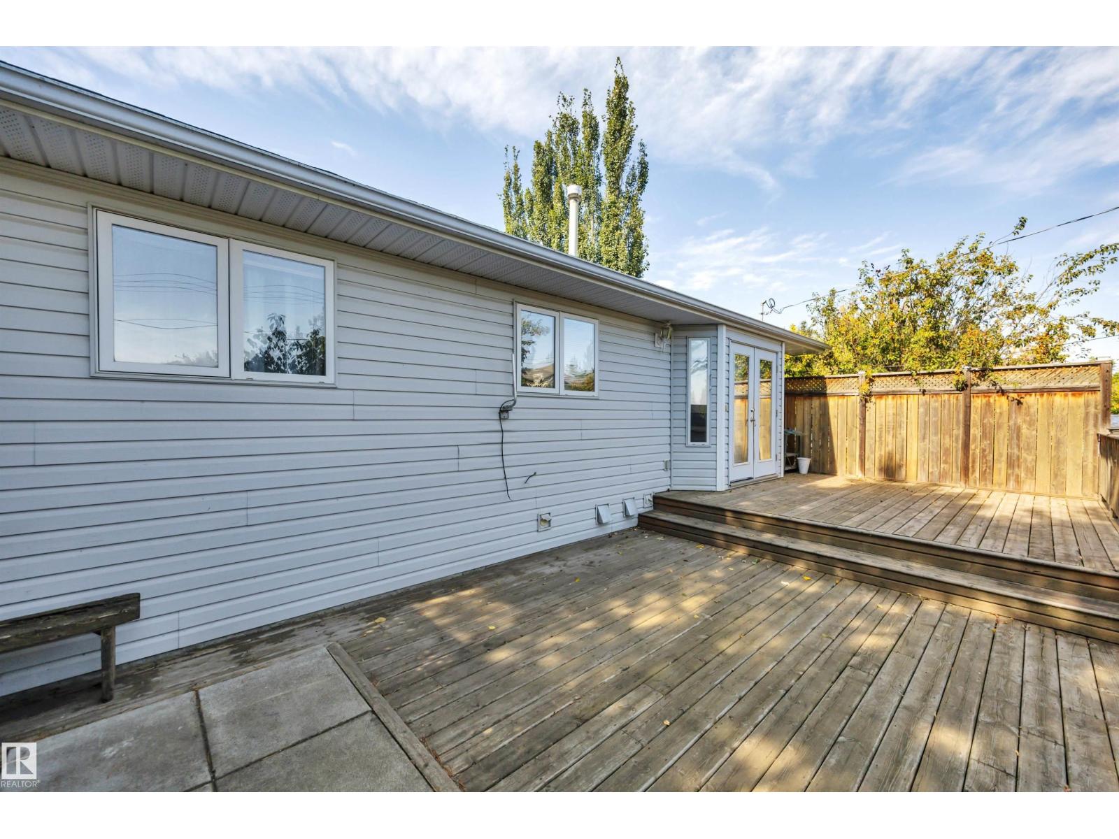 5219 49 St Property Photo 51