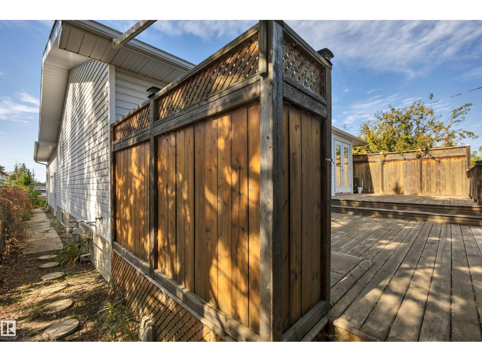 5219 49 St Property Photo 52
