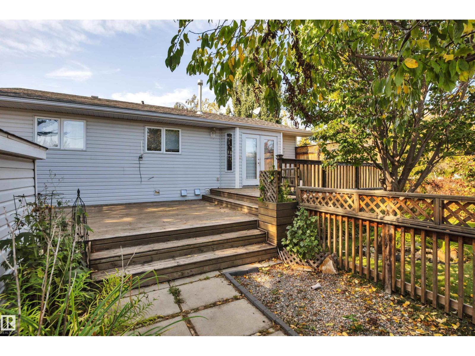 5219 49 St Property Photo 54