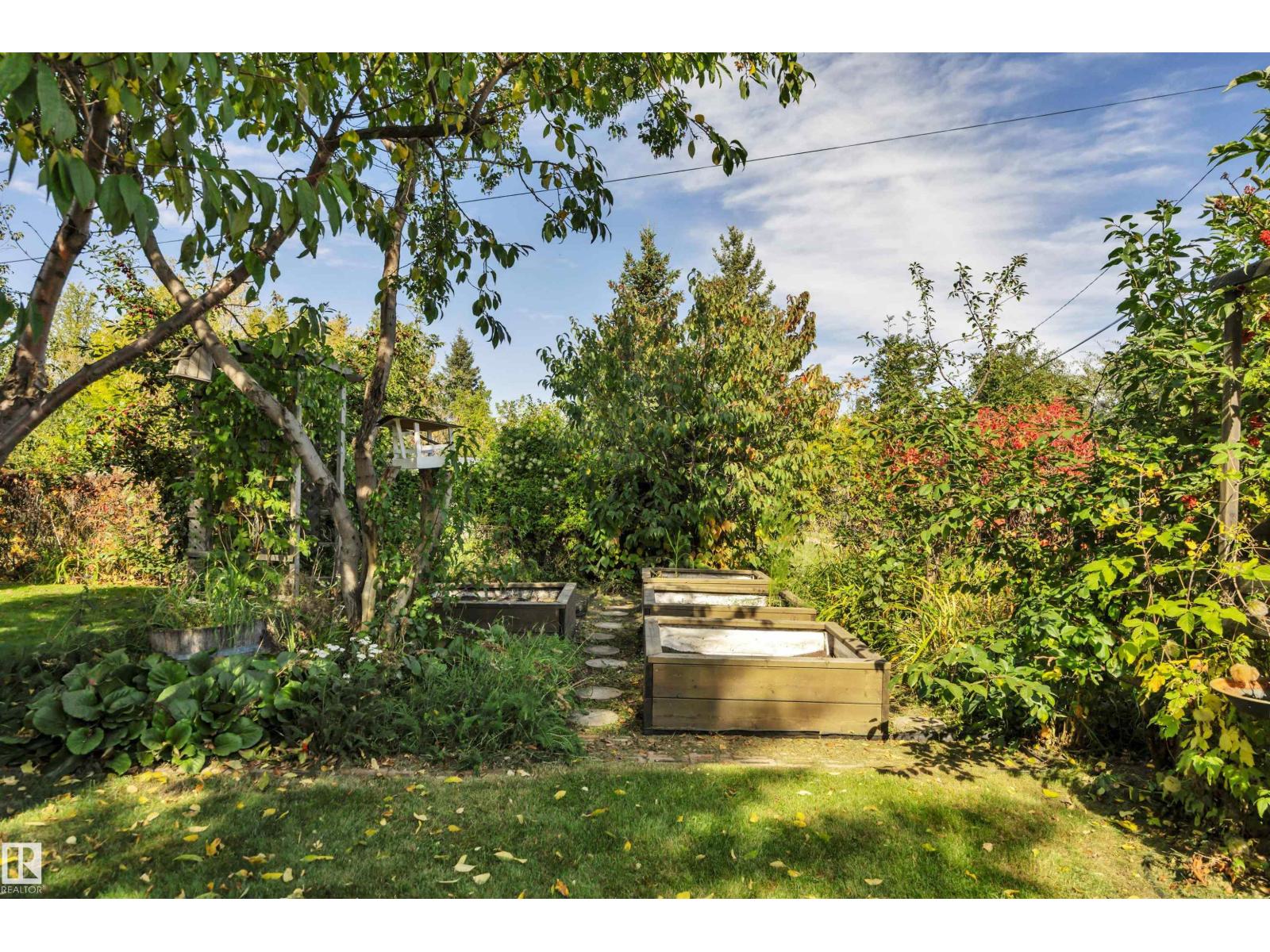 5219 49 St Property Photo 57
