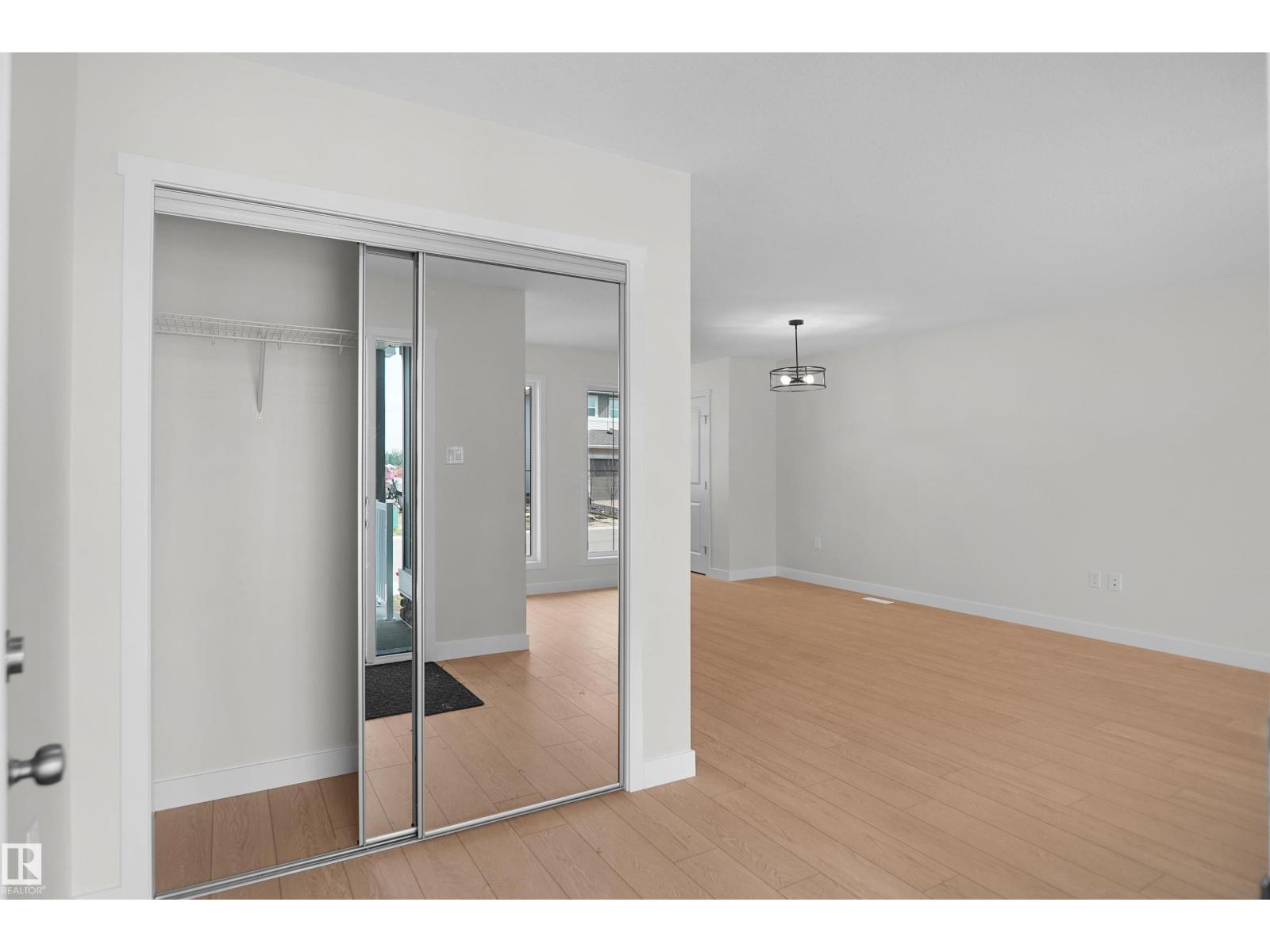 15 Elis Li Property Photo 2