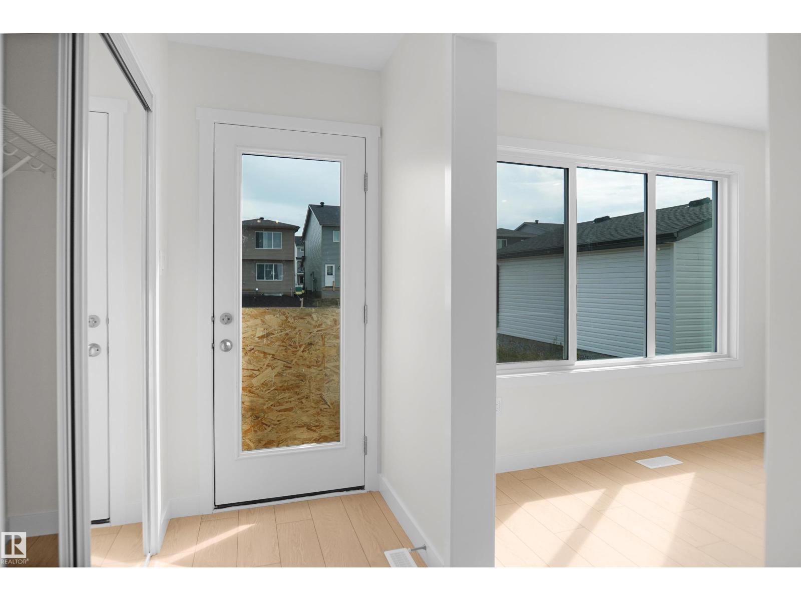 15 Elis Li Property Photo 15