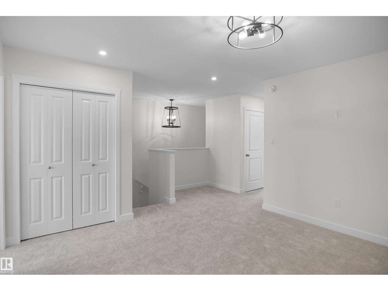 15 Elis Li Property Photo 17