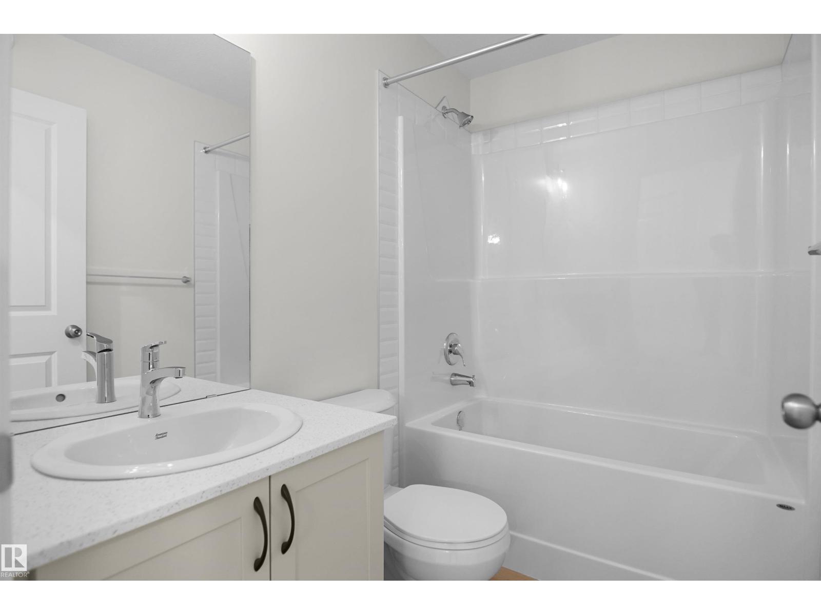 15 Elis Li Property Photo 27