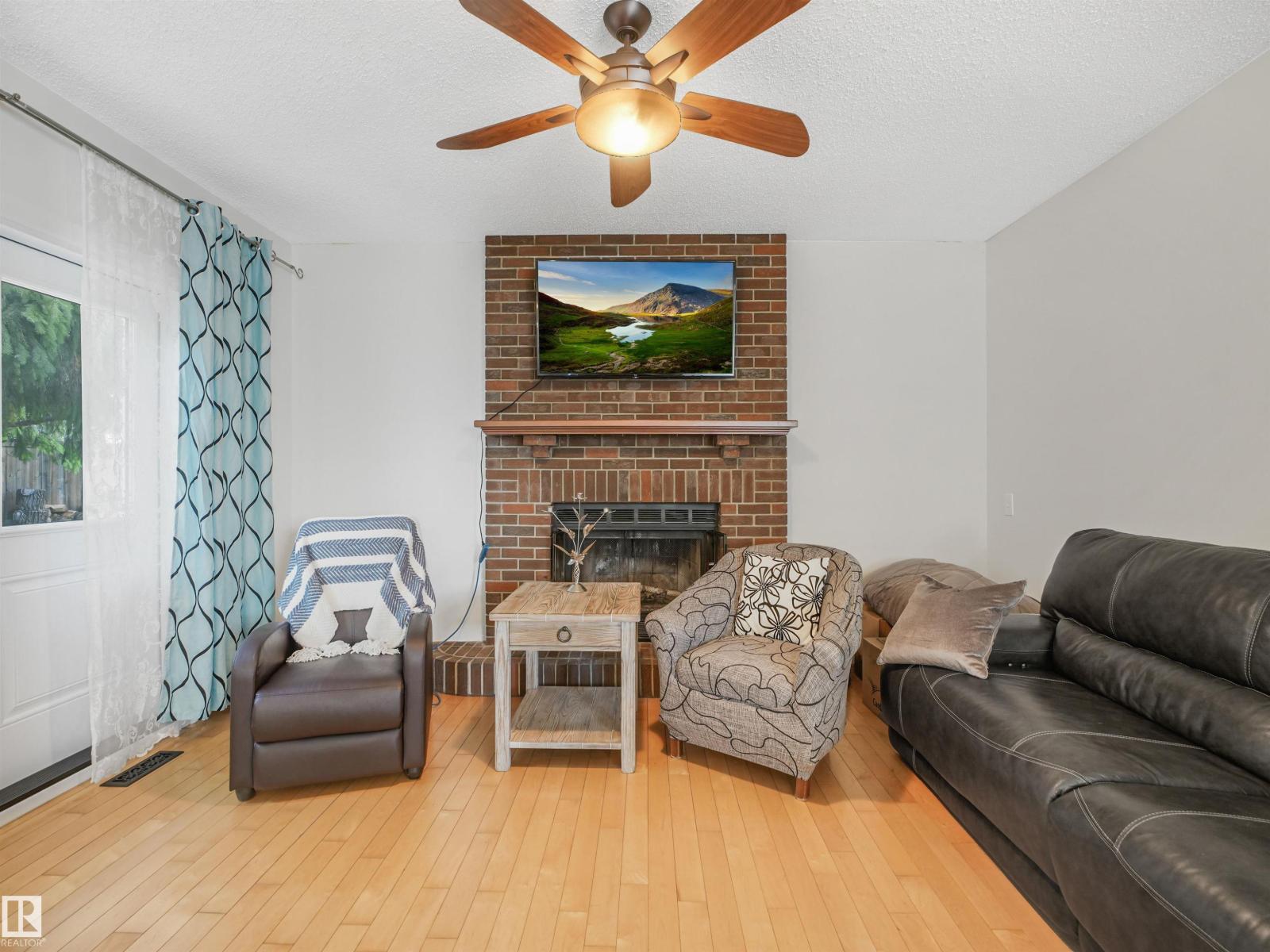 3467 39 St Nw Property Photo 18