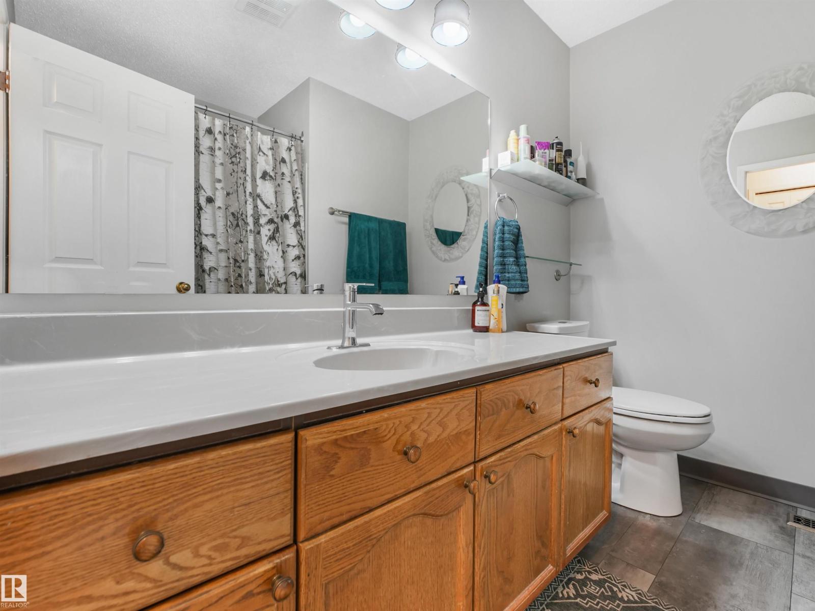 3467 39 St Nw Property Photo 19