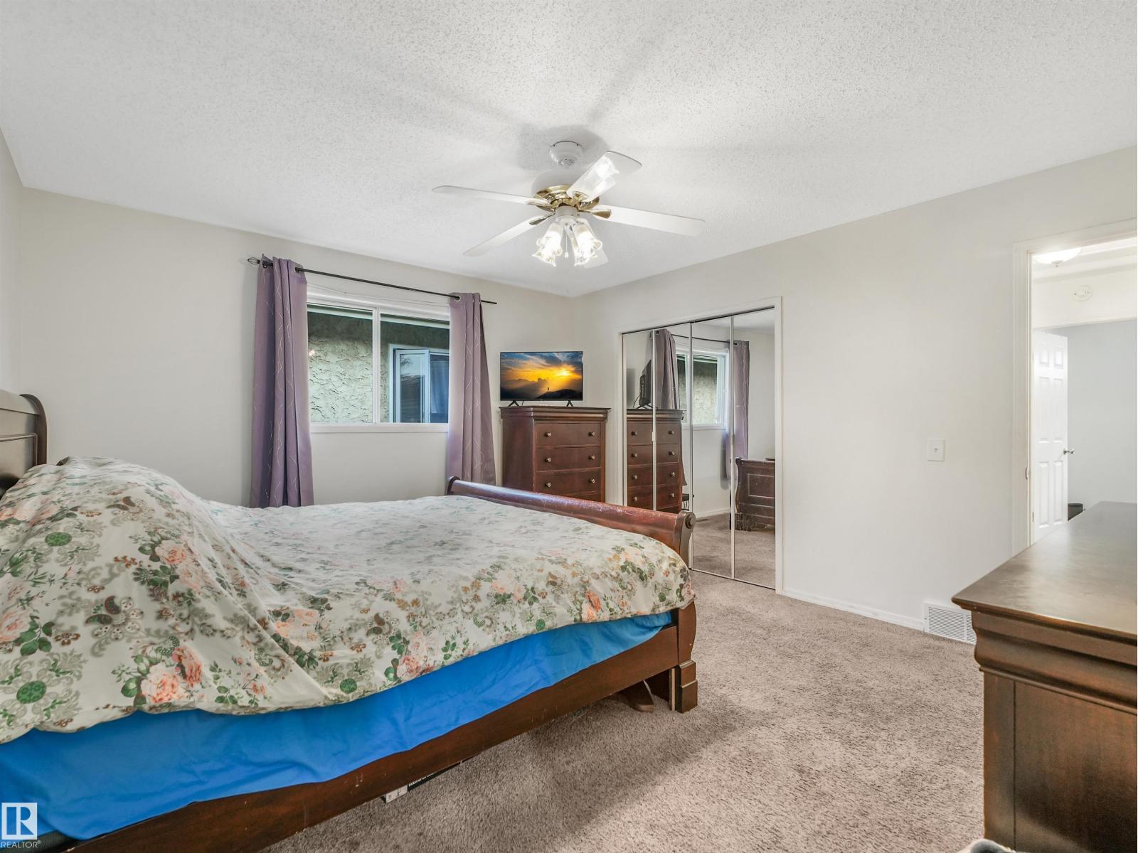 3467 39 St Nw Property Photo 22
