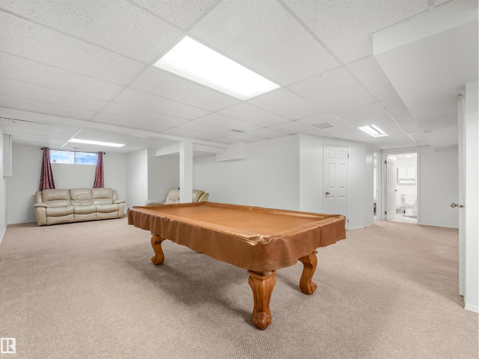 3467 39 St Nw Property Photo 32