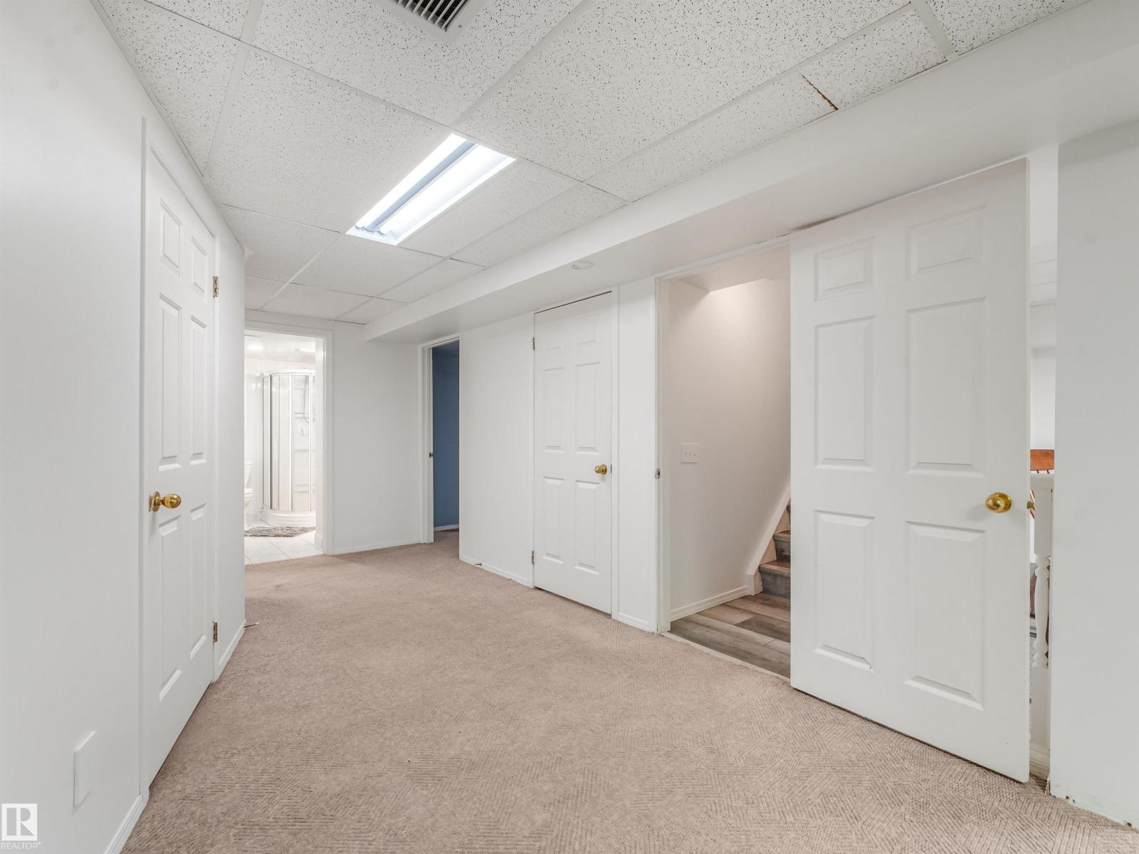 3467 39 St Nw Property Photo 37