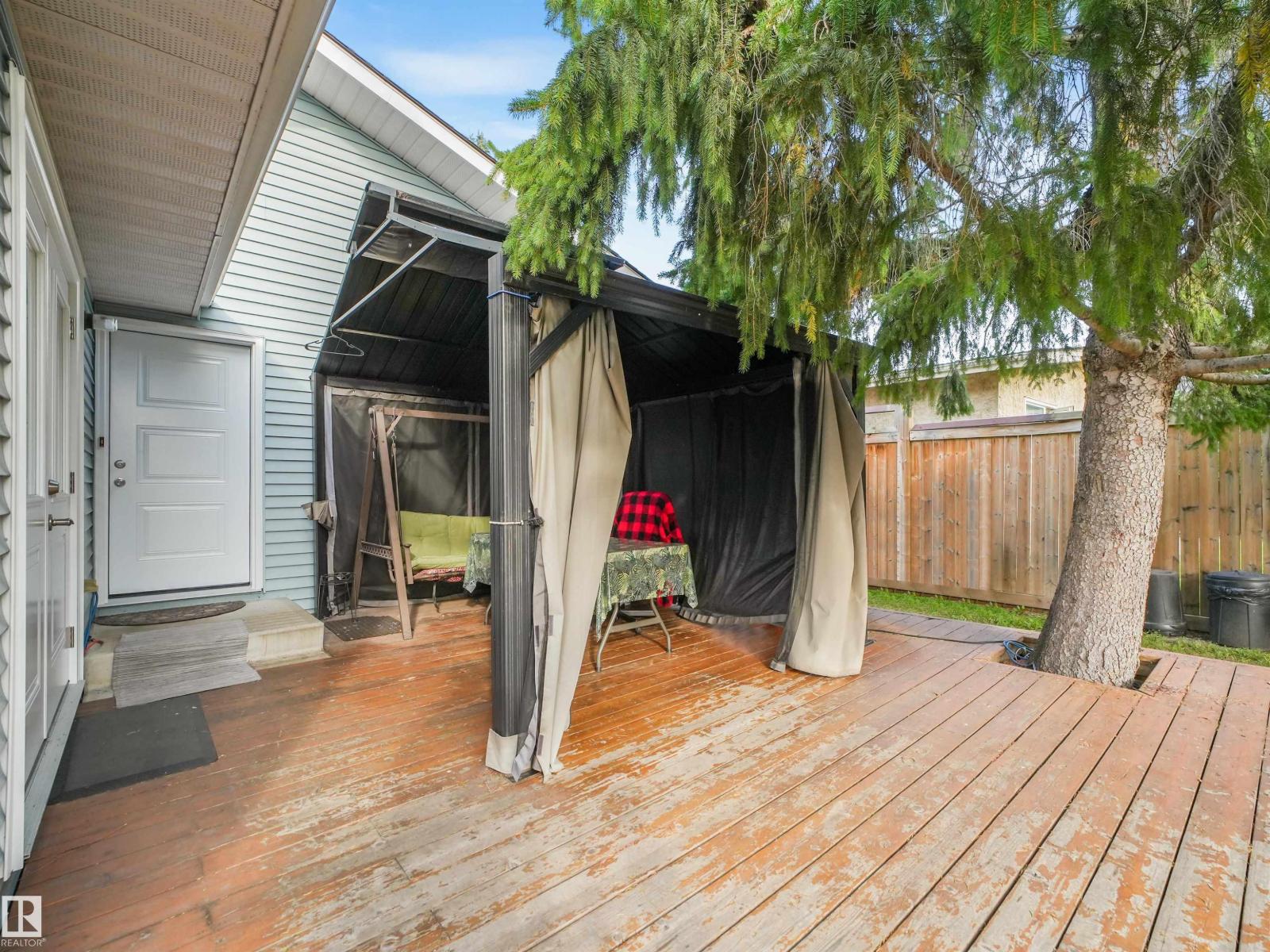 3467 39 St Nw Property Photo 49
