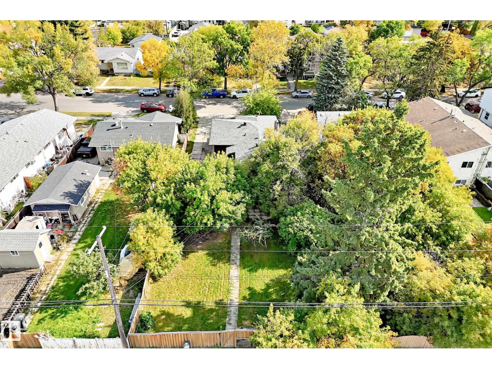 9536 155 St Nw Property Photo 4