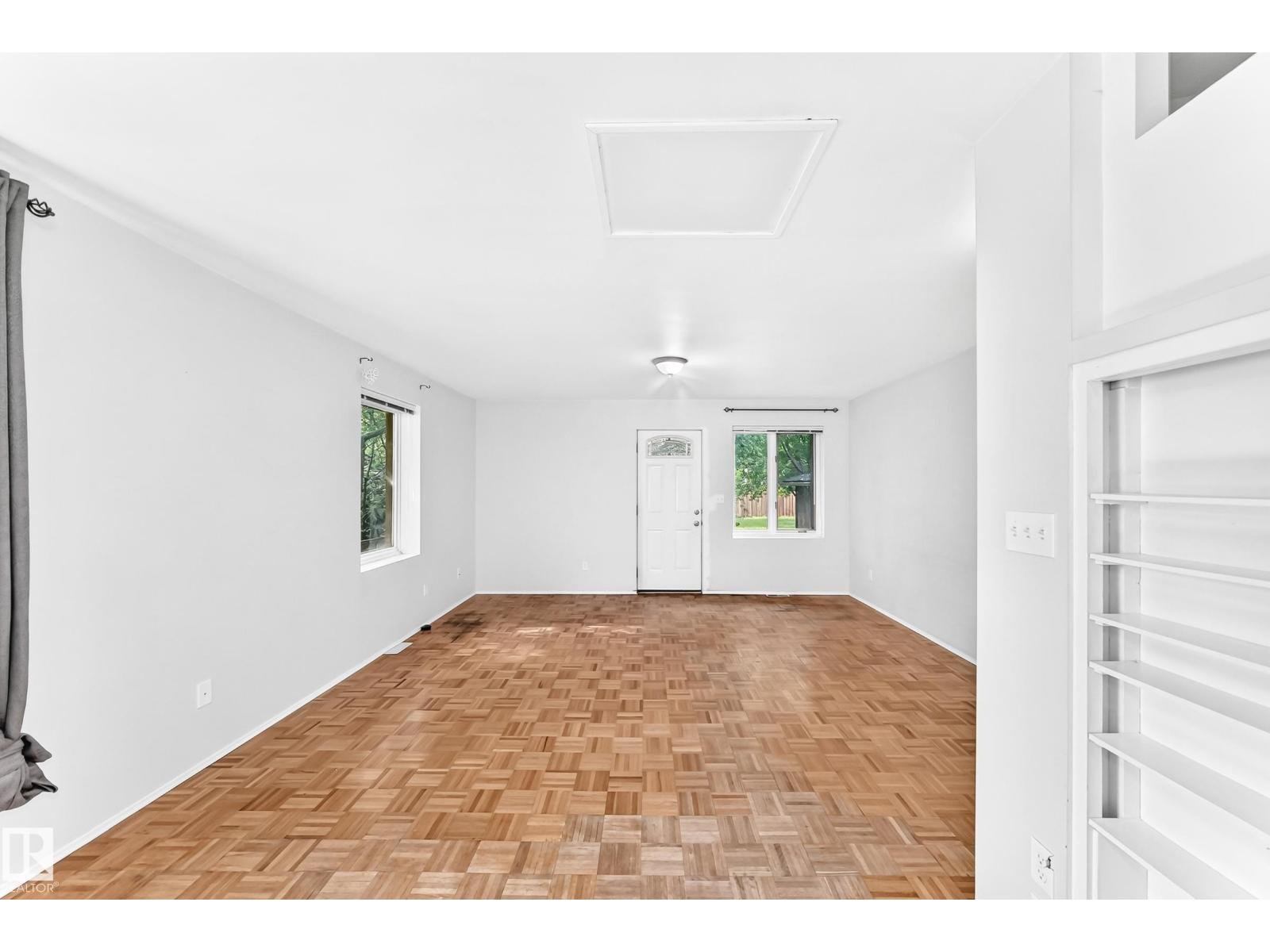 9536 155 St Nw Property Photo 19
